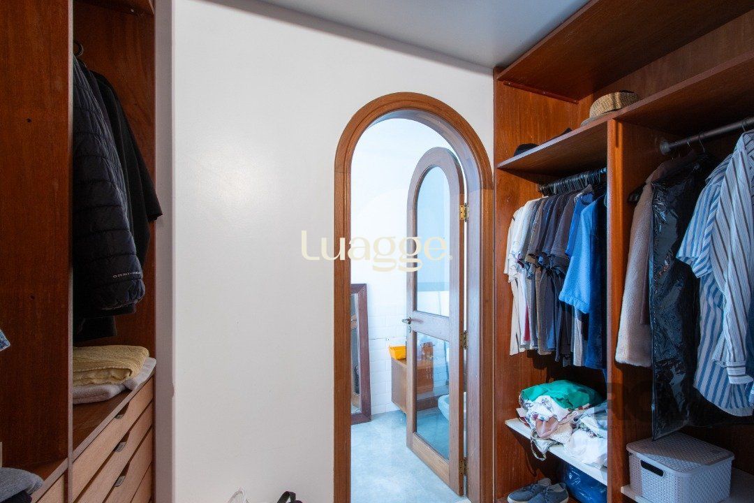 Casa para alugar com 4 quartos, 647m² - Foto 54