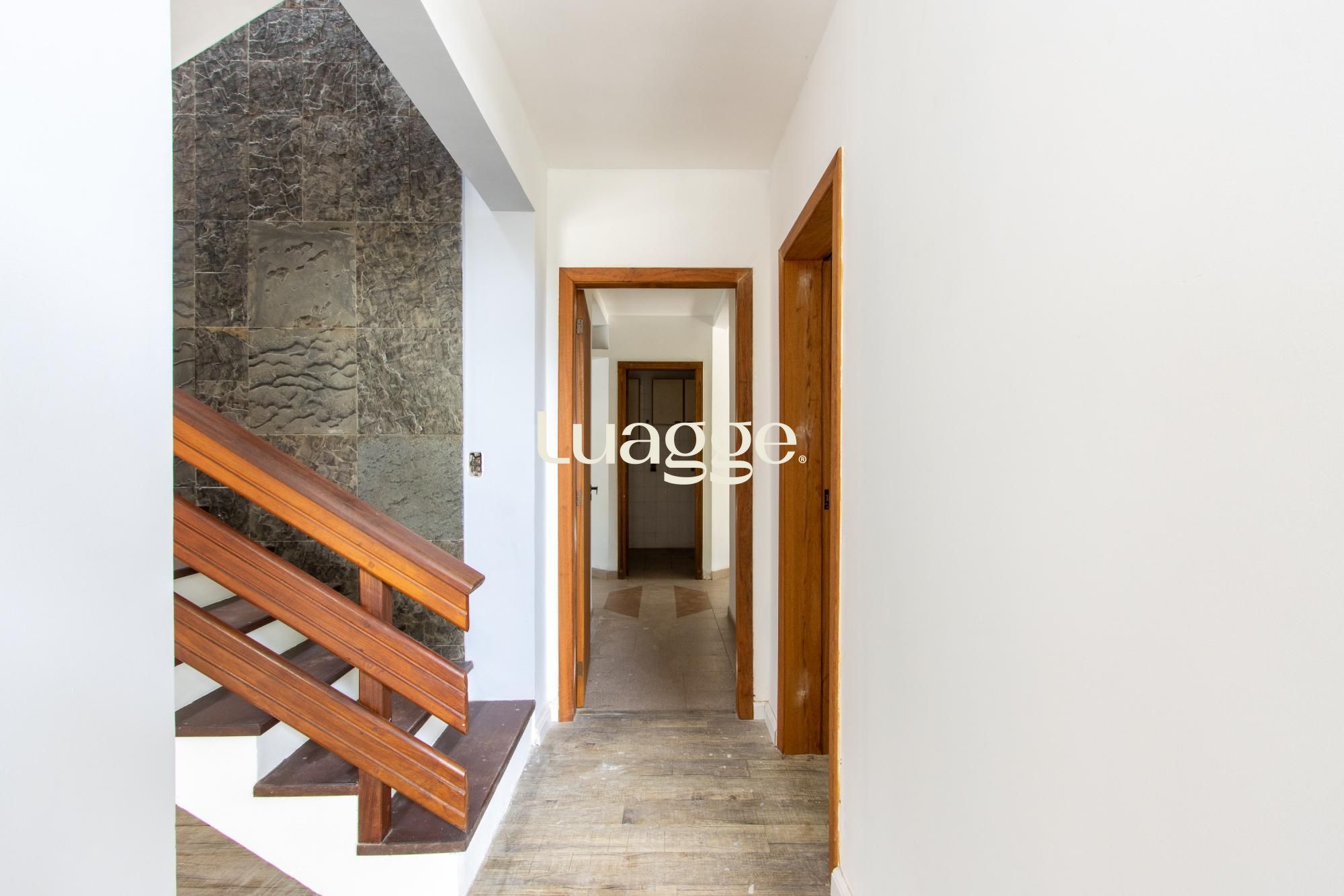 Casa para alugar com 4 quartos, 288m² - Foto 12
