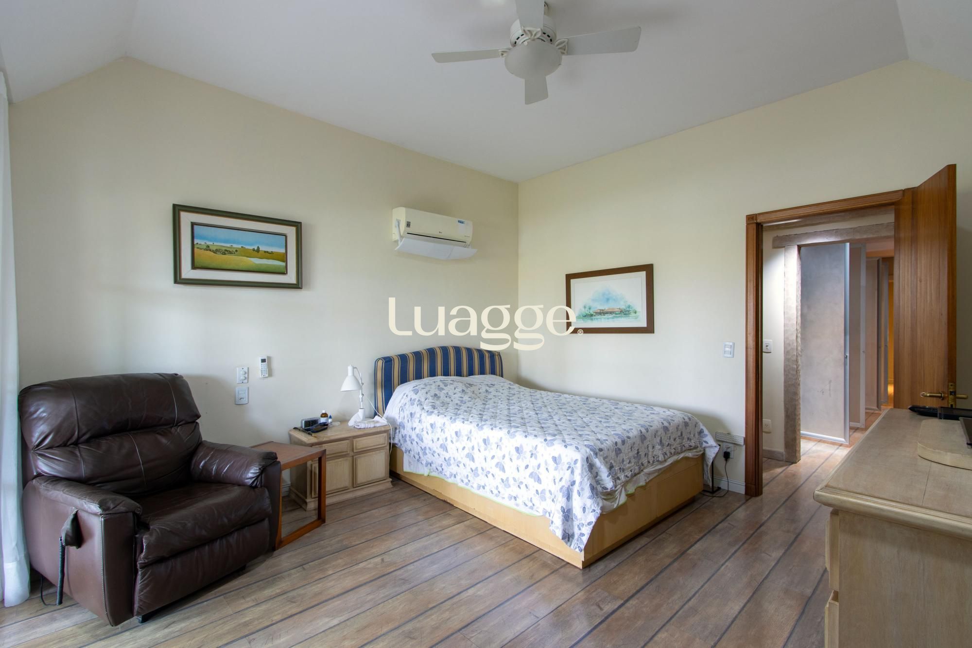 Casa de Condomínio à venda com 4 quartos, 552m² - Foto 54
