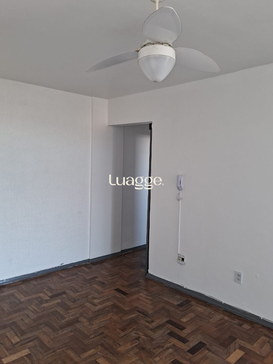 Apartamento para alugar com 3 quartos, 75m² - Foto 1