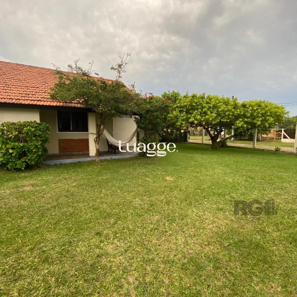 Casa à venda com 5 quartos, 140m² - Foto 8