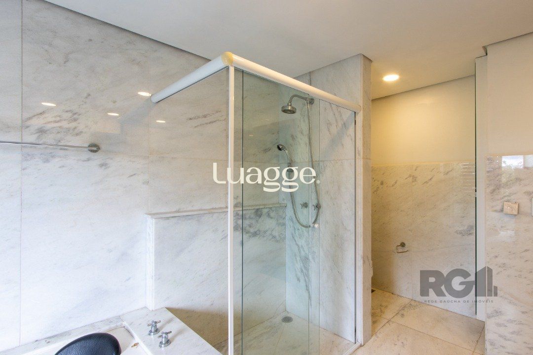 Casa para alugar com 4 quartos, 359m² - Foto 60
