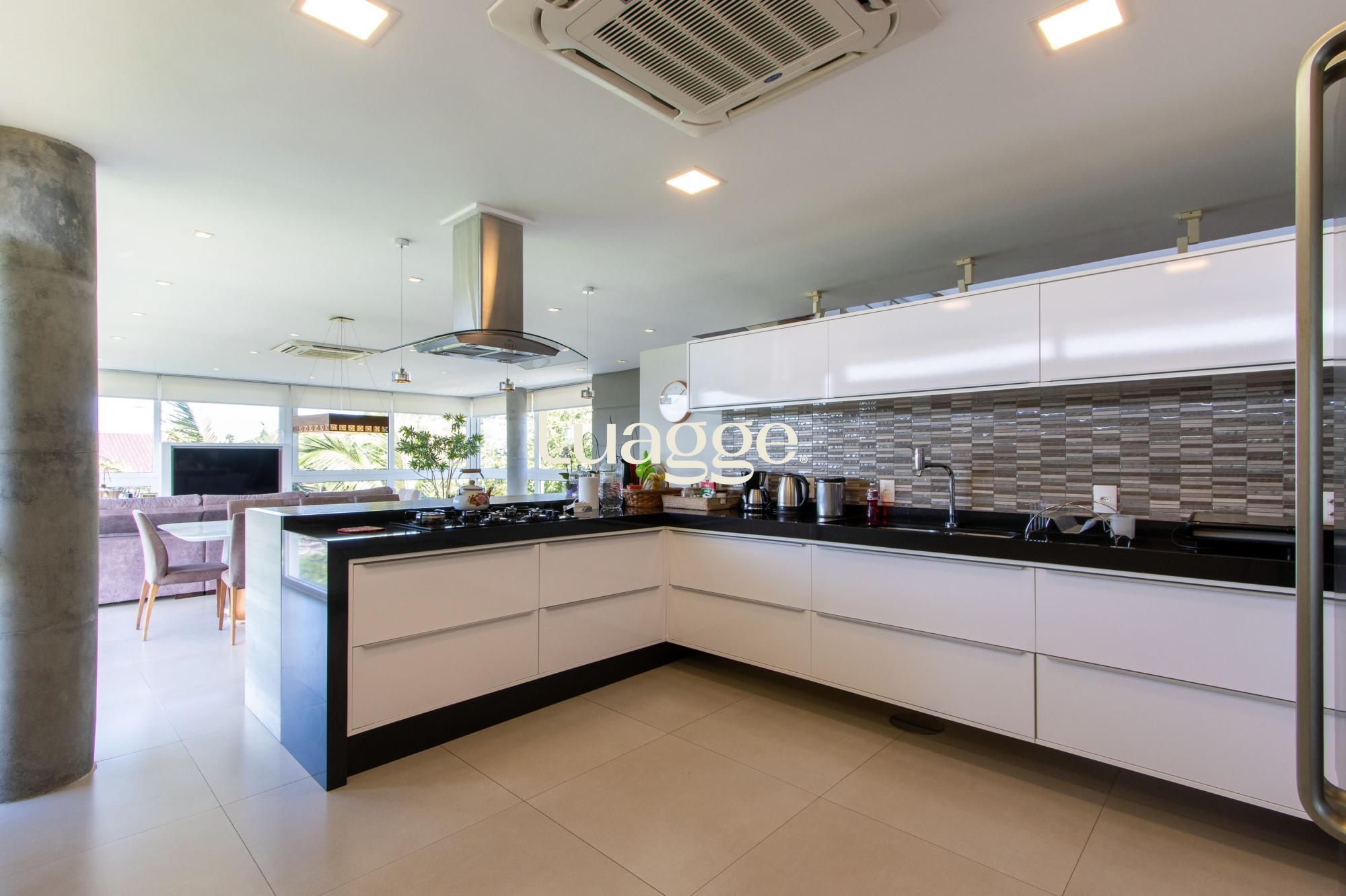 Casa de Condomínio à venda com 4 quartos, 480m² - Foto 59
