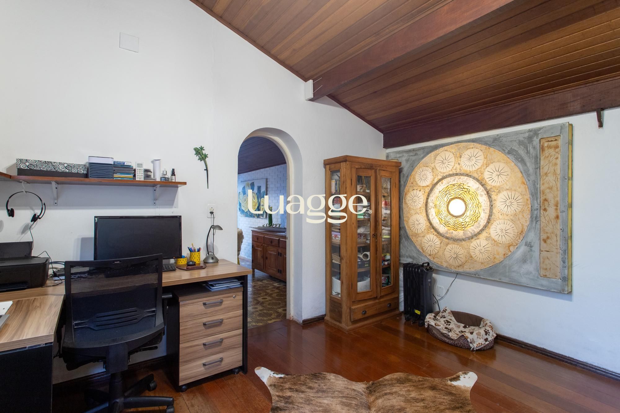 Casa à venda com 5 quartos, 184m² - Foto 36