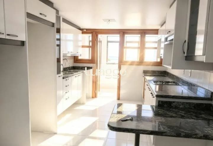 Apartamento no Edifício Principe Windsor, 4 quartos, para alugar, 184 m², Menino Deus - Porto Alegre — foto 2