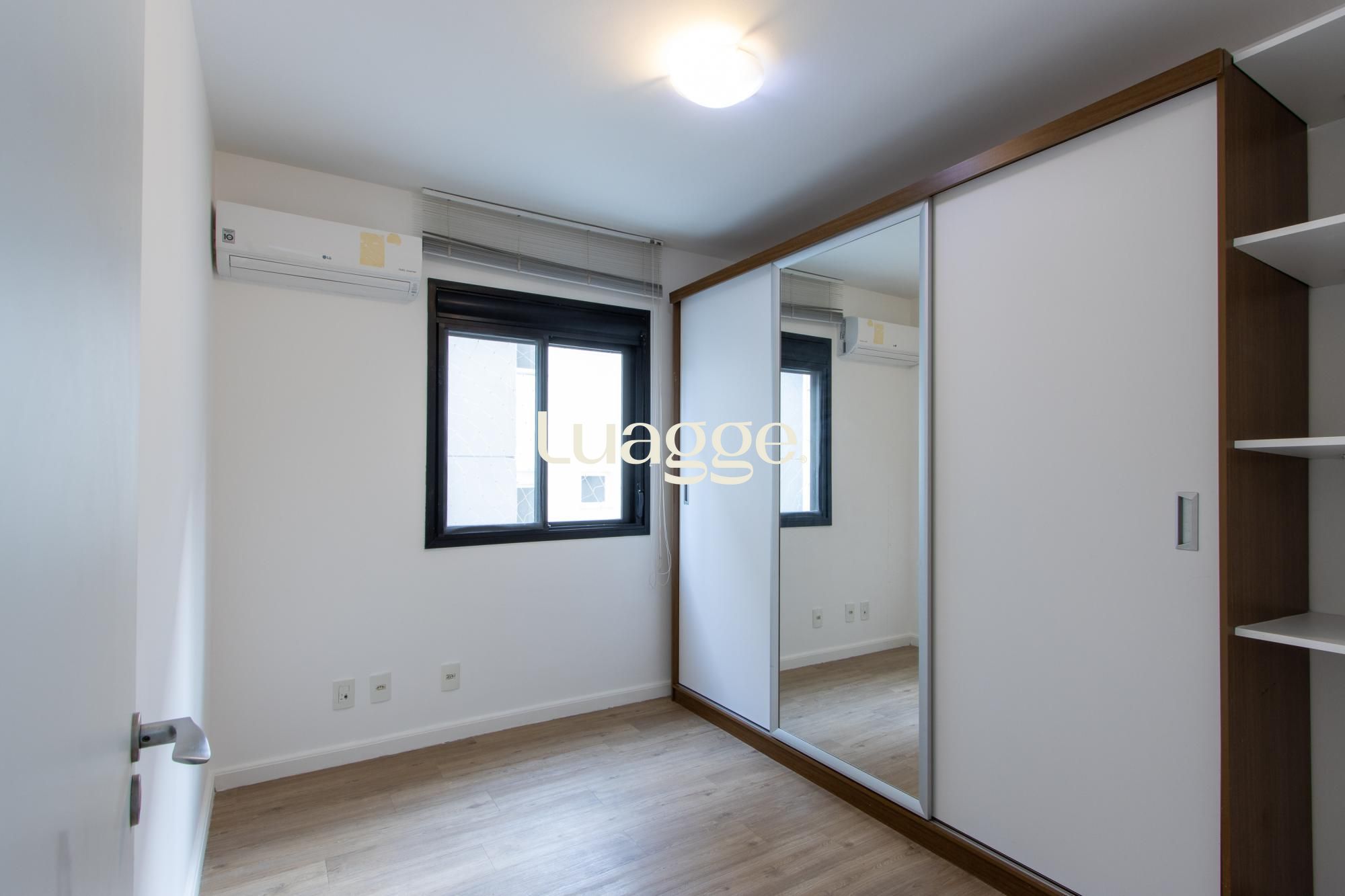Apartamento à venda com 3 quartos, 75m² - Foto 18