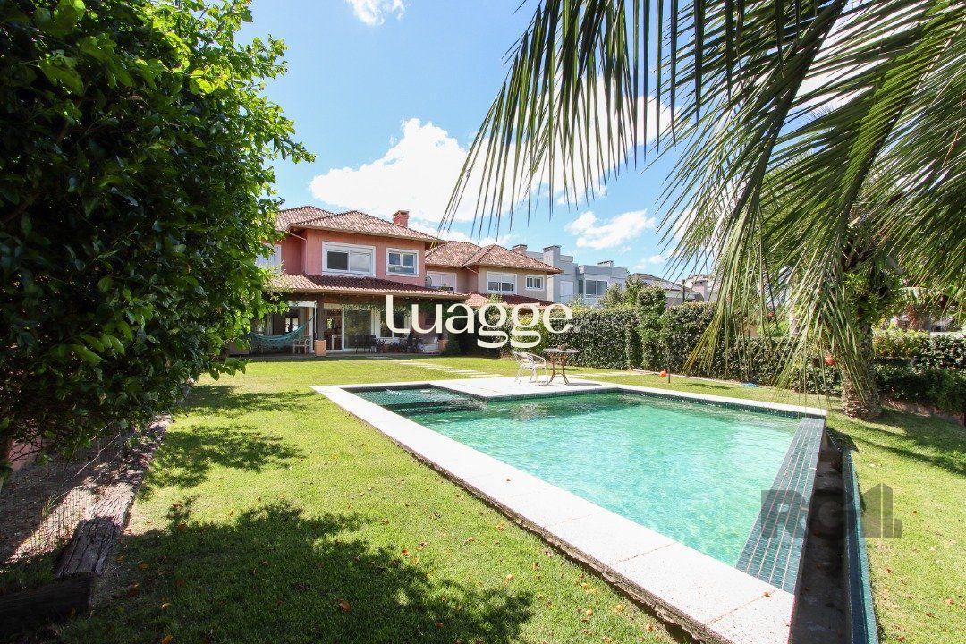 Casa de Condomínio à venda com 4 quartos, 343m² - Foto 34