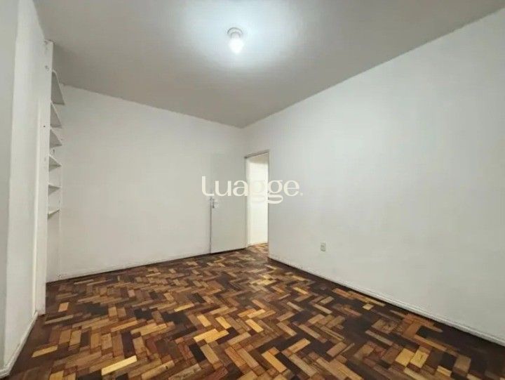 Apartamento para alugar com 3 quartos, 135m² - Foto 13