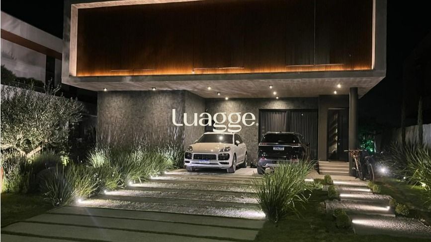 Casa de Condomínio à venda com 5 quartos, 556m² - Foto 4