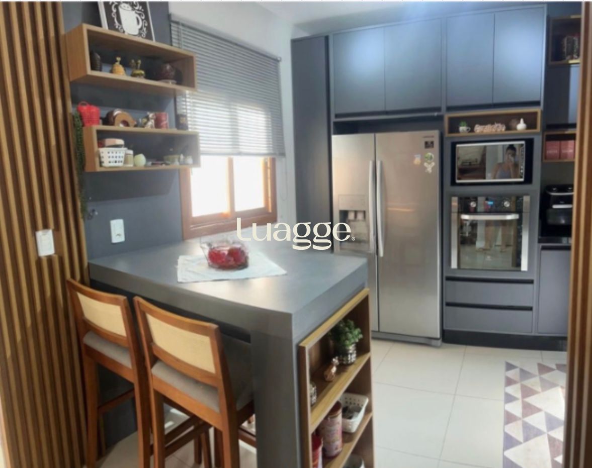 Casa de Condomínio à venda com 3 quartos, 198m² - Foto 5