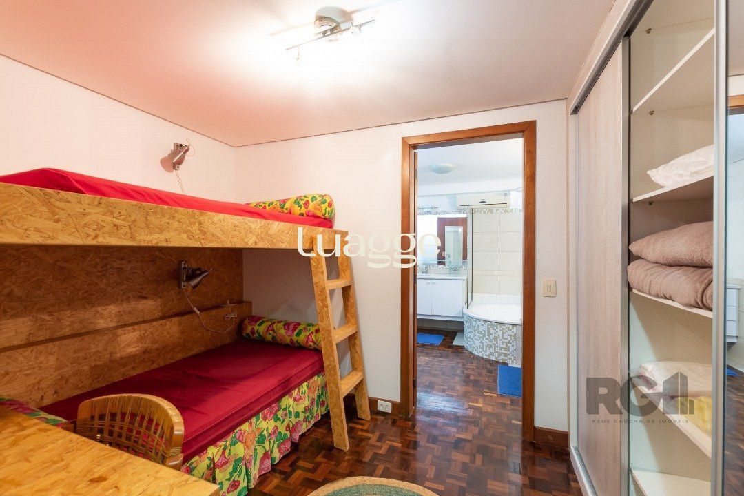 Casa à venda com 4 quartos, 593m² - Foto 9