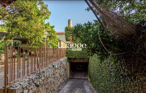 Casa à venda com 4 quartos, 218m² - Foto 2