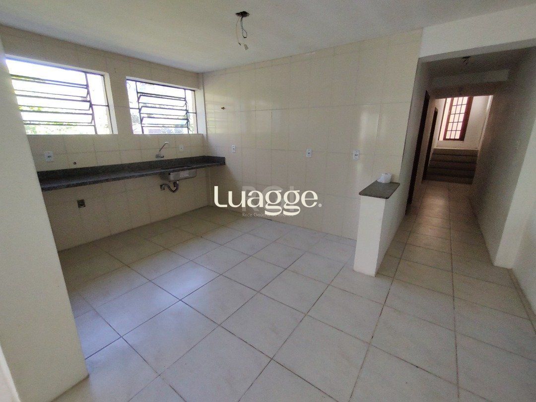 Casa para alugar com 4 quartos, 202m² - Foto 12