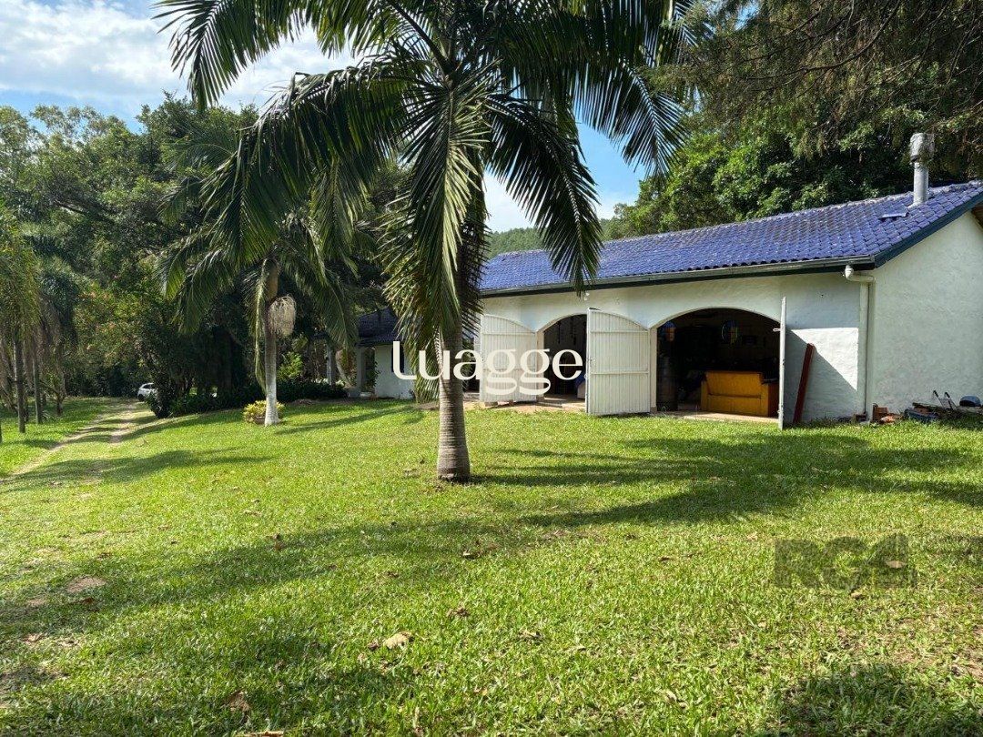 Sítio à venda com 5 quartos, 201m² - Foto 2