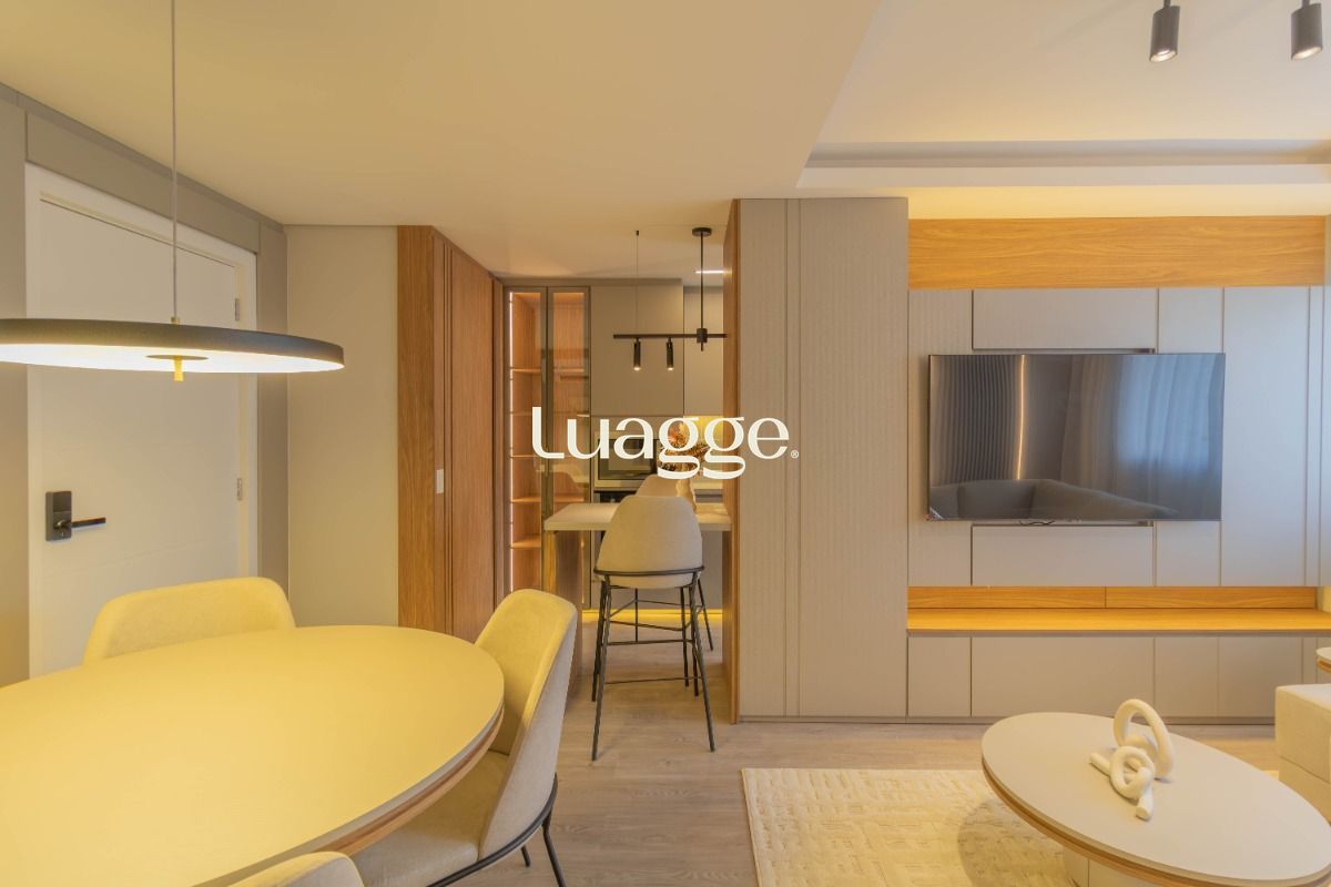 Apartamento Mobiliado para alugar no bairro Mont Serrat em Porto Alegre