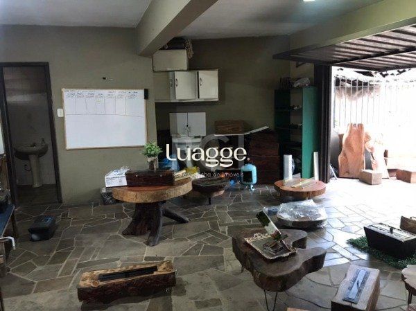Casa à venda com 3 quartos, 149m² - Foto 11