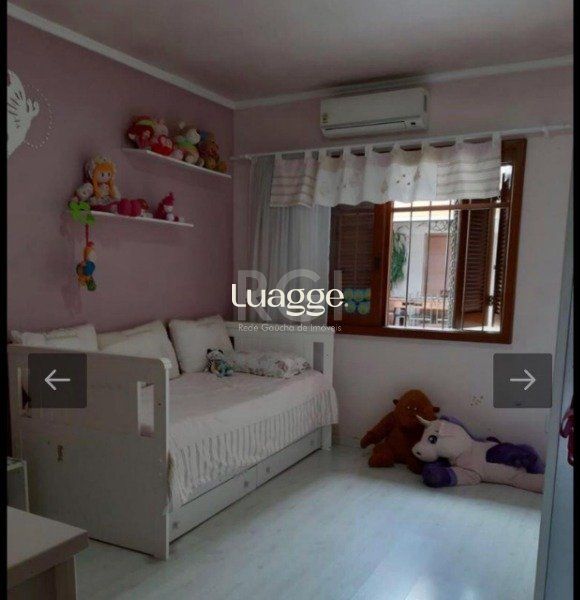 Casa à venda com 3 quartos, 208m² - Foto 8