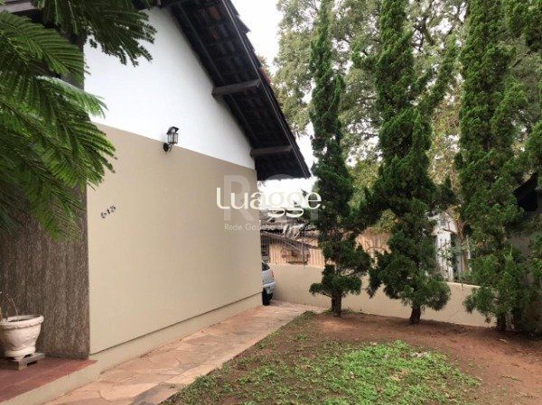 Casa à venda com 3 quartos, 149m² - Foto 3