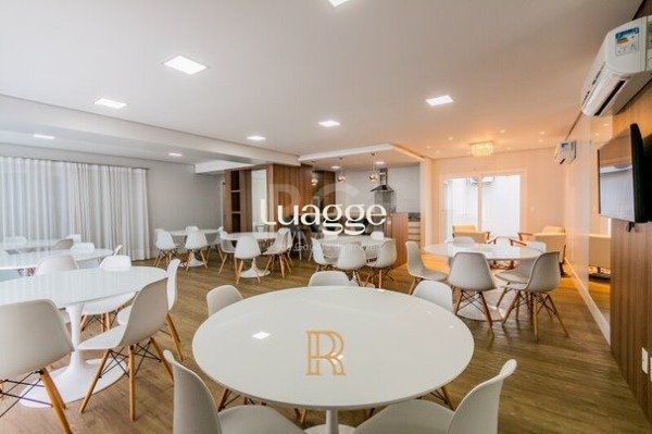 Apartamento à venda com 2 quartos, 87m² - Foto 3