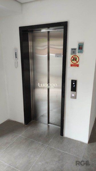 Apartamento à venda com 2 quartos, 64m² - Foto 9