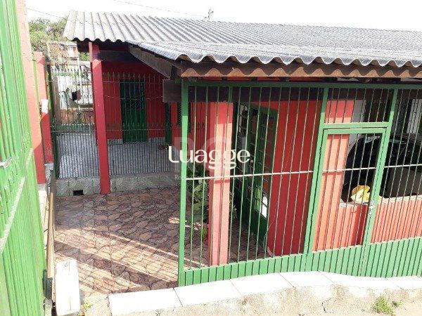 Casa à venda com 5 quartos, 149m² - Foto 2
