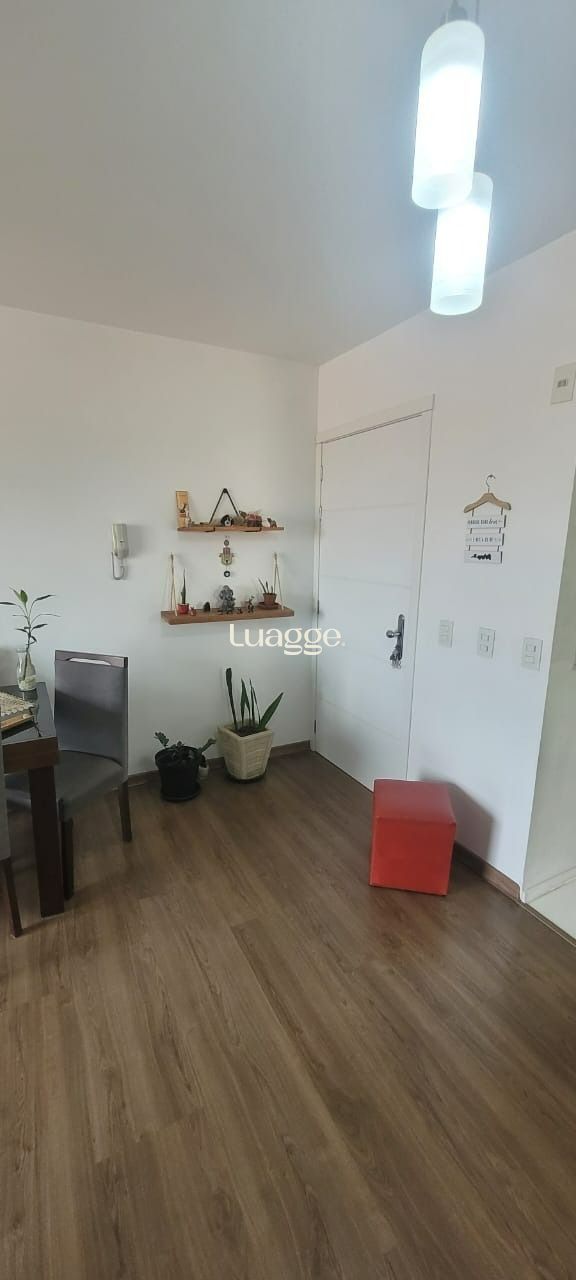 Apartamento à venda com 3 quartos, 77m² - Foto 4