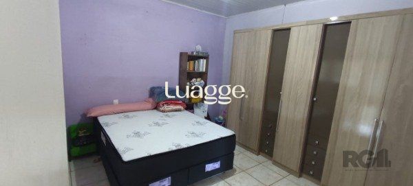 Casa à venda com 2 quartos, 159m² - Foto 2