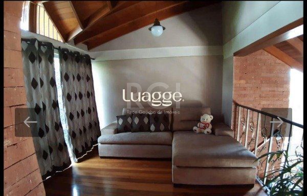 Casa à venda com 3 quartos, 208m² - Foto 4