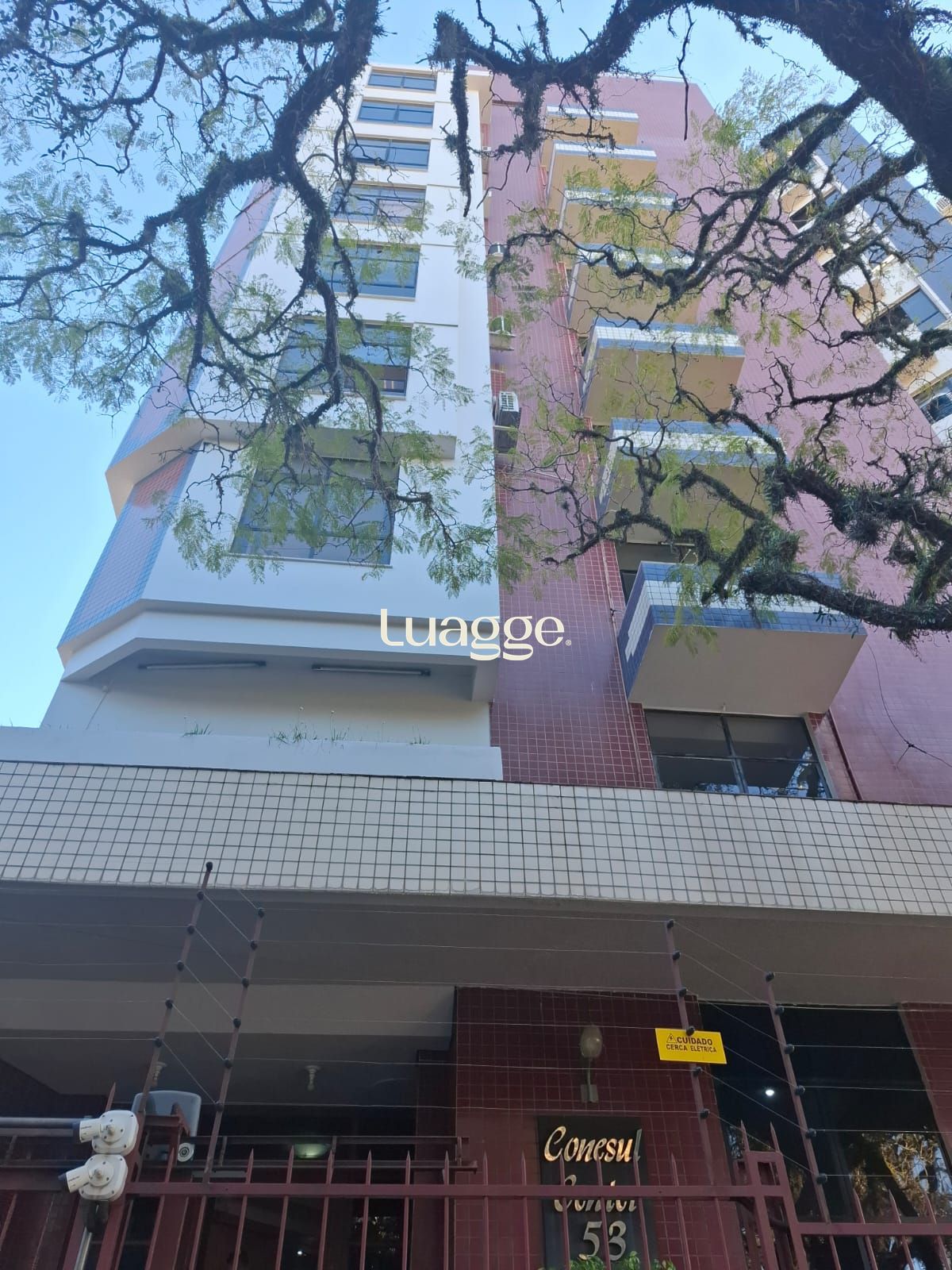Sala comercial a venda no bairro Higienópolis em Porto Alegre