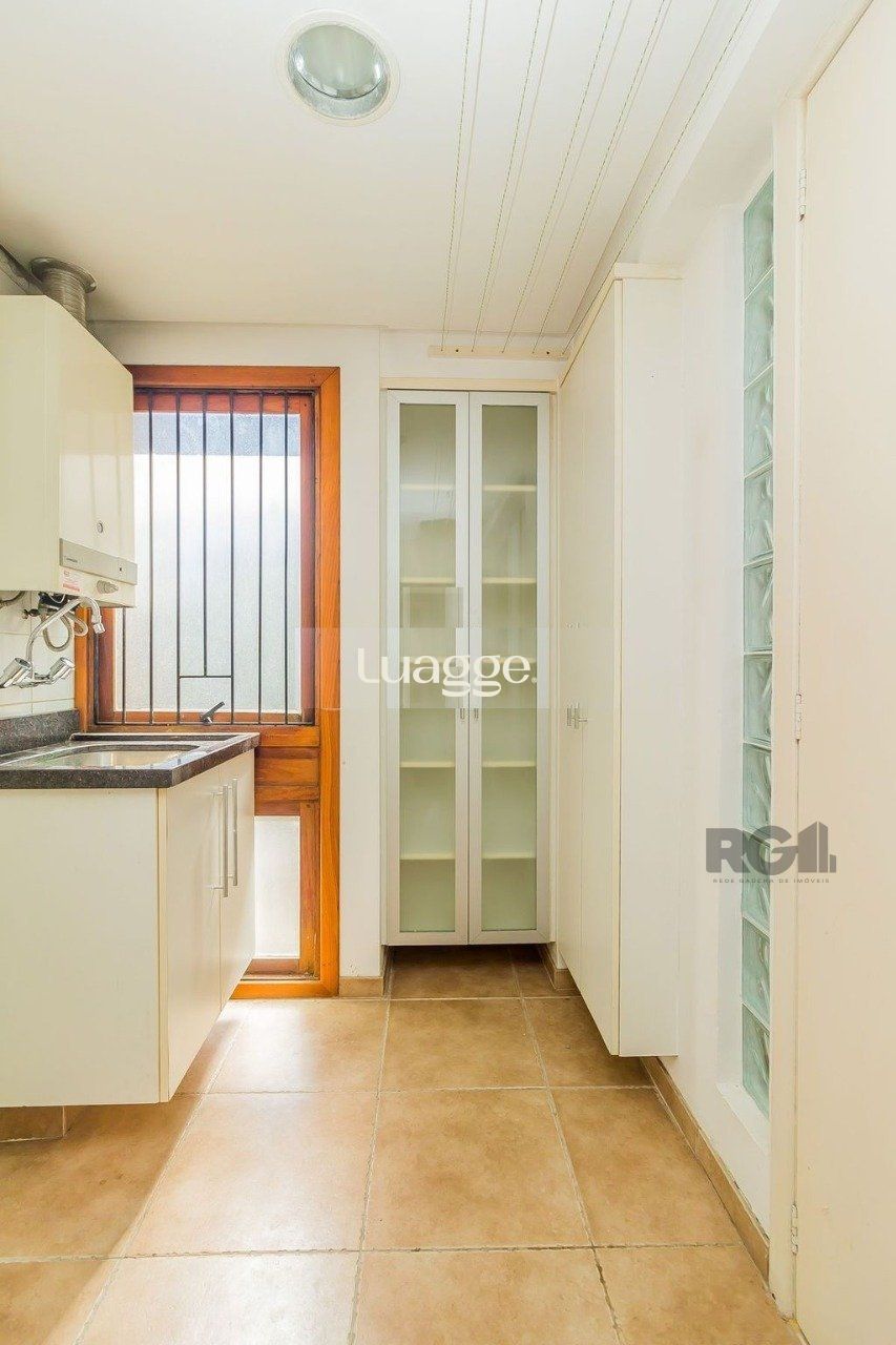 Apartamento à venda com 3 quartos, 198m² - Foto 23