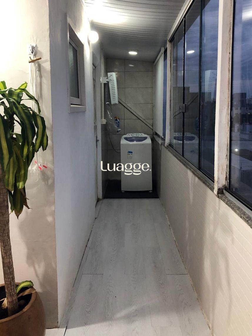 Cobertura à venda com 2 quartos, 82m² - Foto 32
