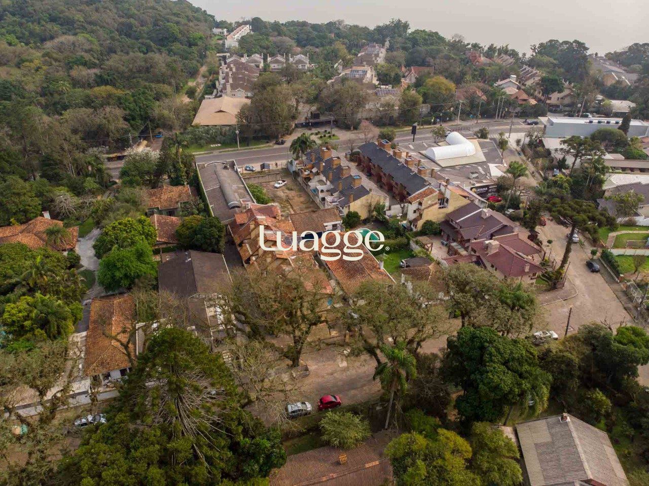 Casa de Condomínio à venda com 3 quartos, 219m² - Foto 48