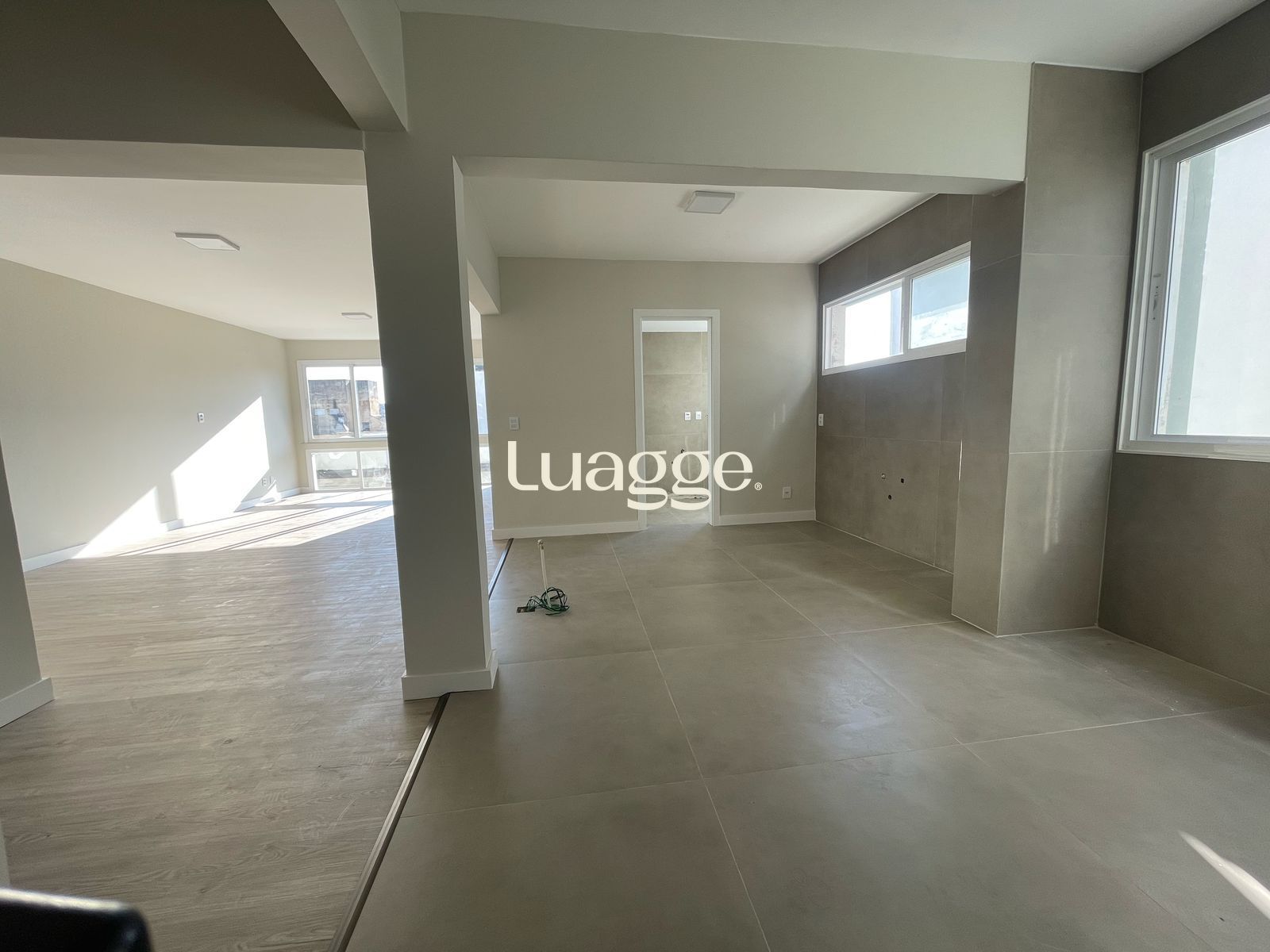 Apartamento, 3 quartos, 134 m² - Foto 2