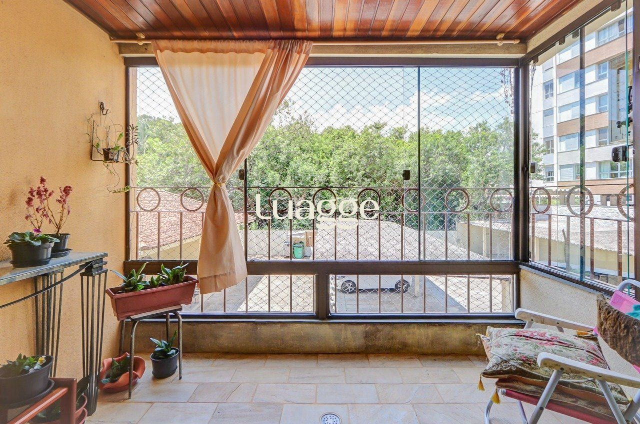 Apartamento à venda com 3 quartos, 99m² - Foto 4