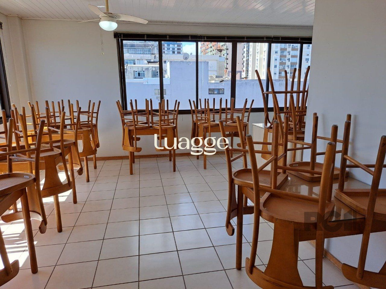Apartamento à venda com 2 quartos, 88m² - Foto 4