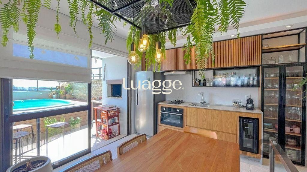 Cobertura, 3 quartos, 143 m² - Foto 2