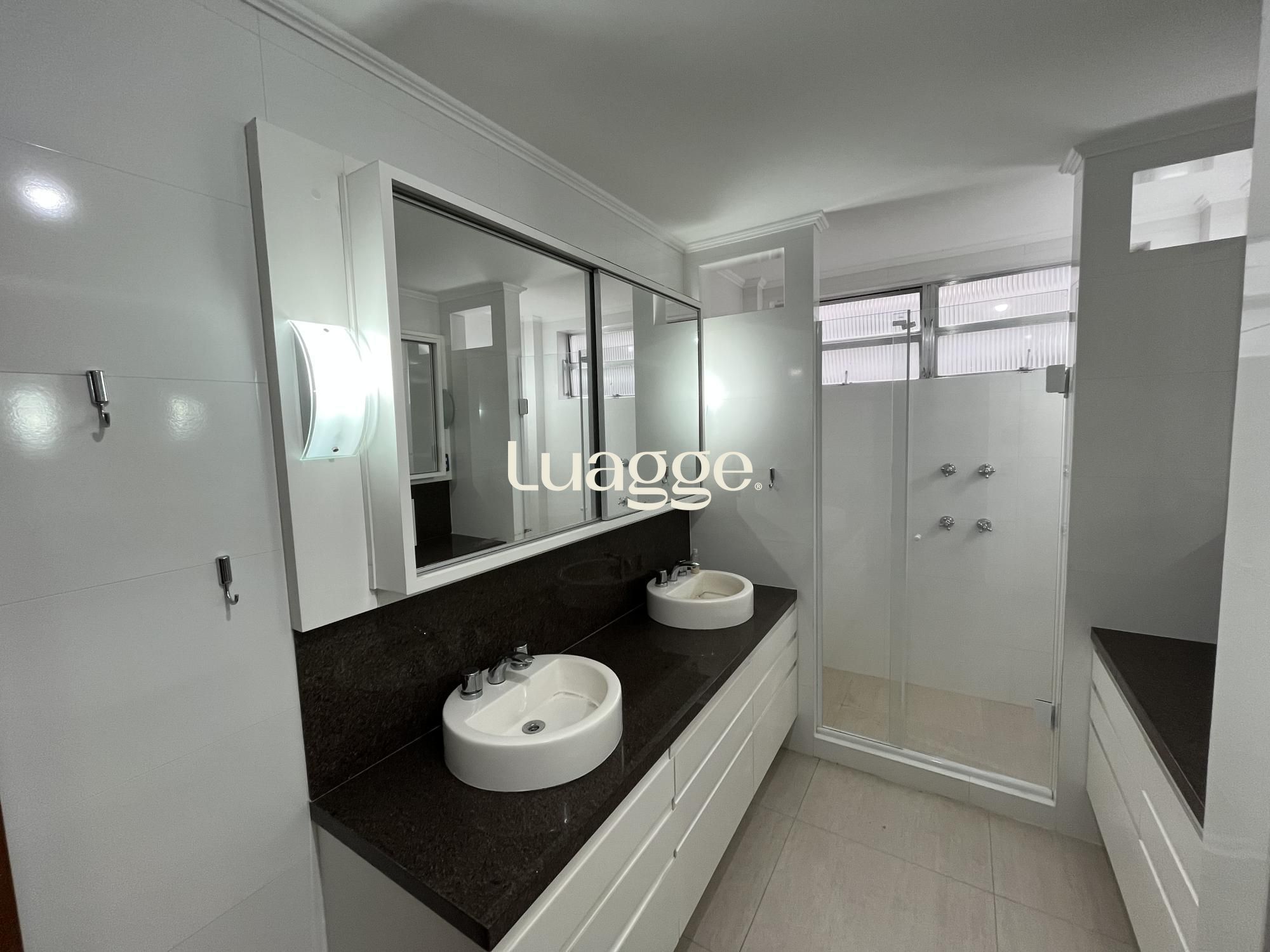 Apartamento à venda com 3 quartos, 249m² - Foto 31
