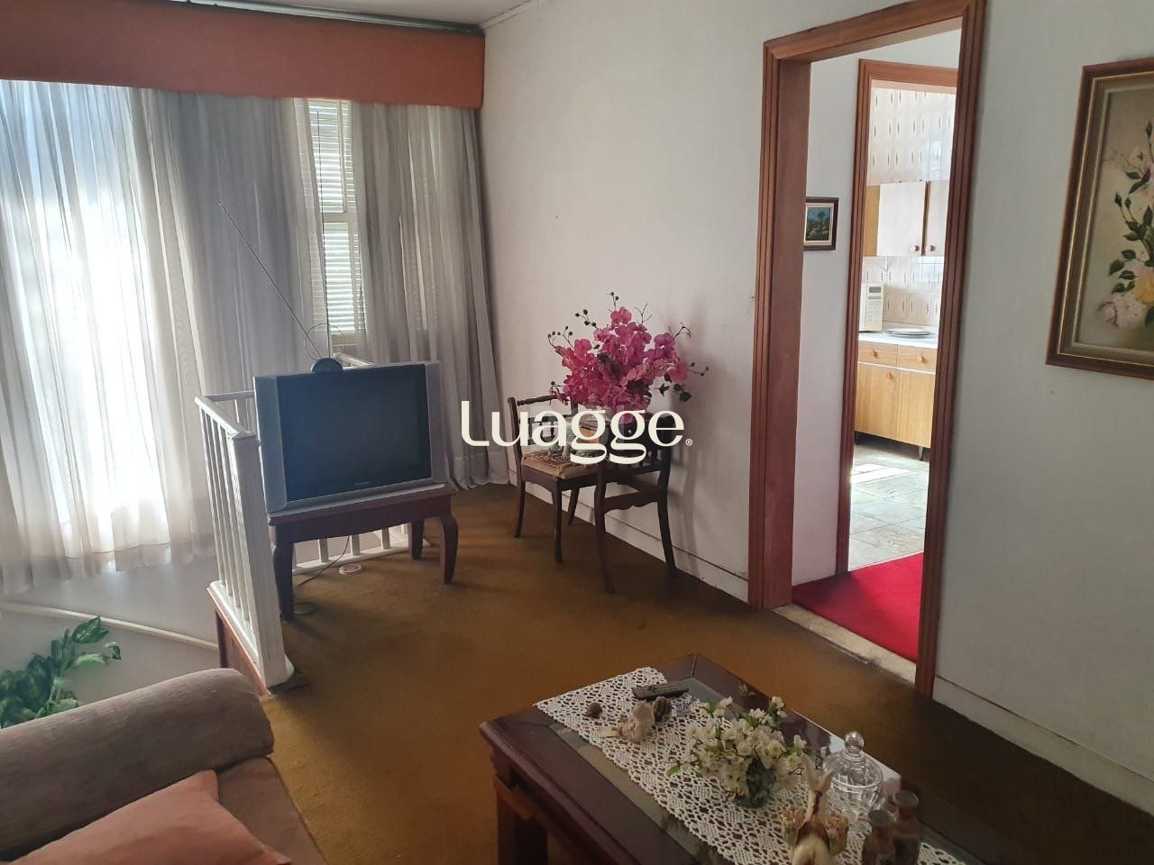 Casa à venda com 2 quartos, 102m² - Foto 2