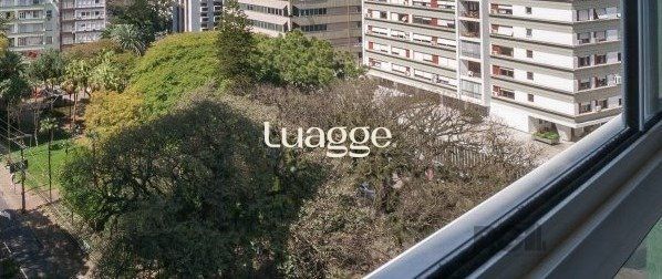 Apartamento à venda com 3 quartos, 210m² - Foto 2