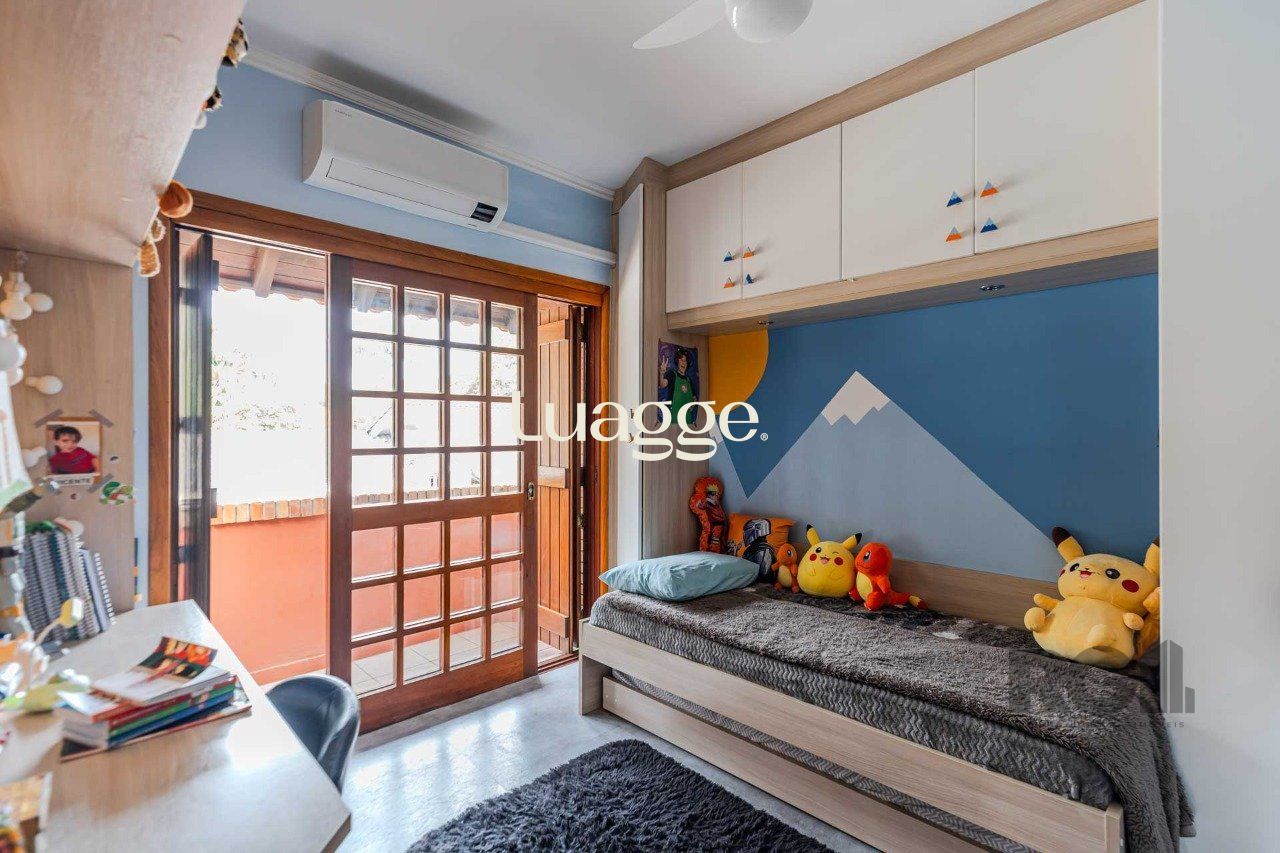 Casa de Condomínio à venda com 3 quartos, 219m² - Foto 20