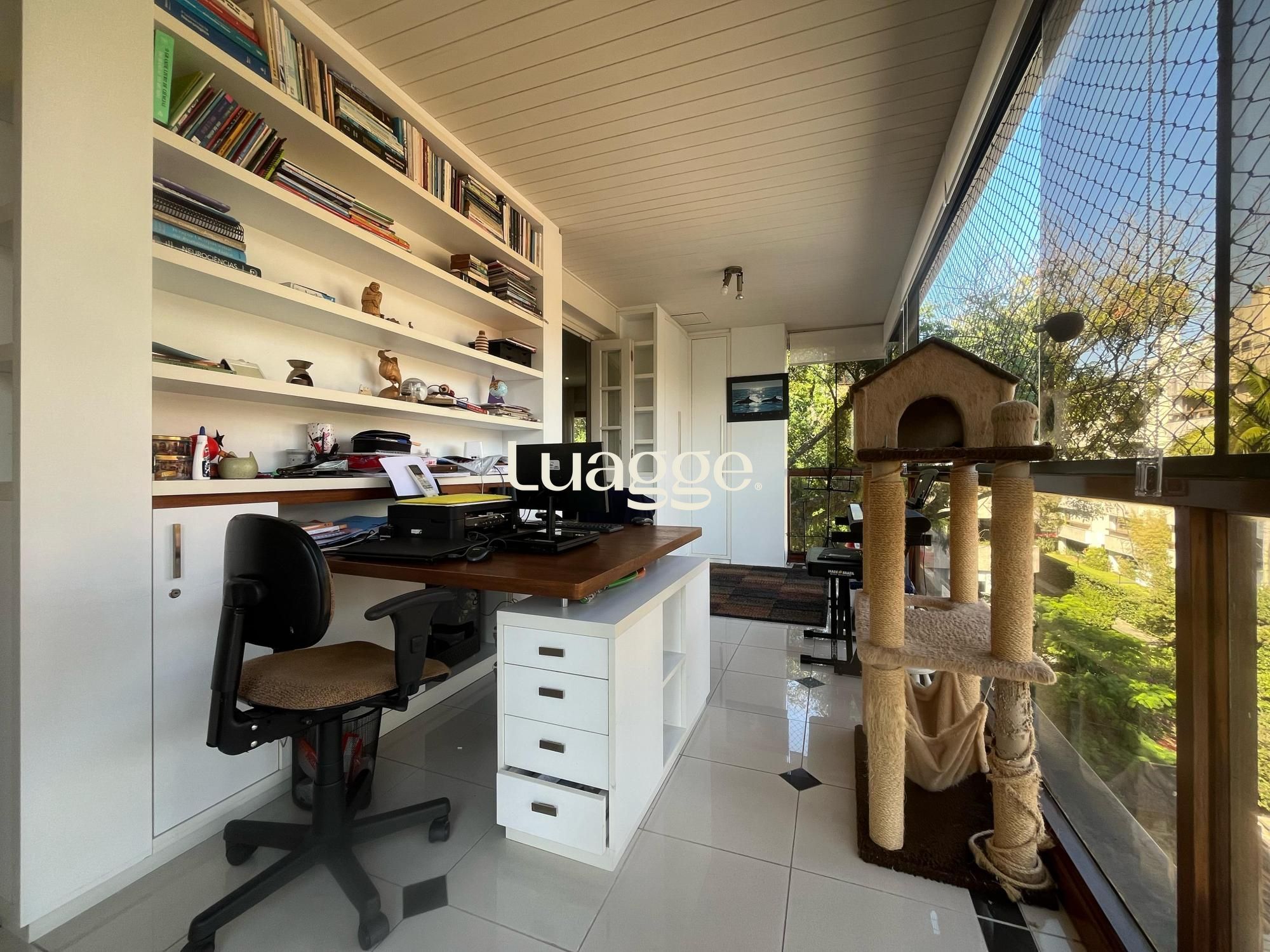 Cobertura, 3 quartos, 290 m² - Foto 1