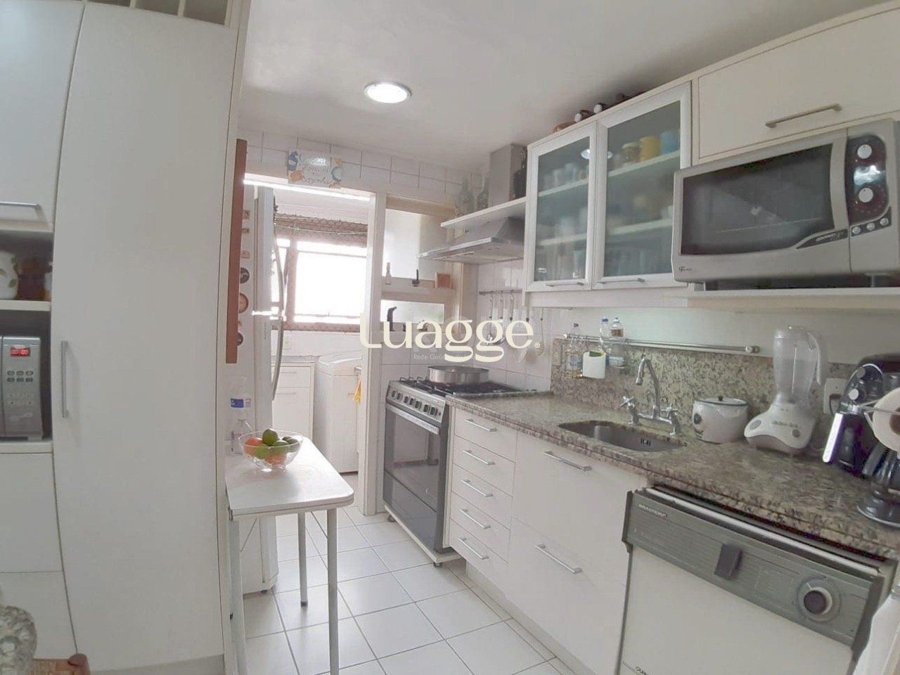 Apartamento à venda com 3 quartos, 122m² - Foto 11