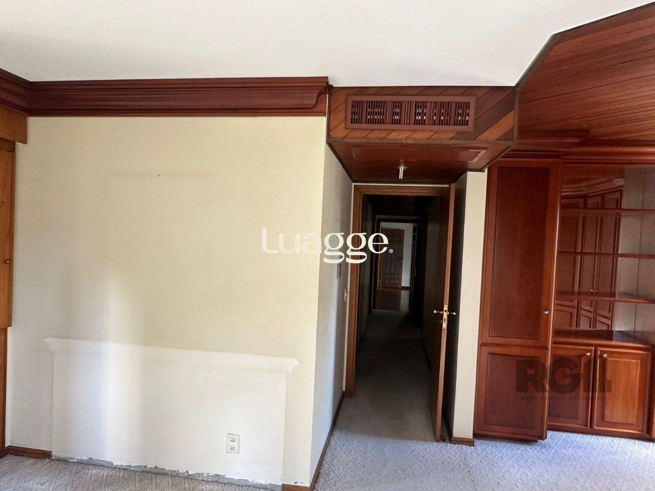 Apartamento, 3 quartos, 242 m² - Foto 2