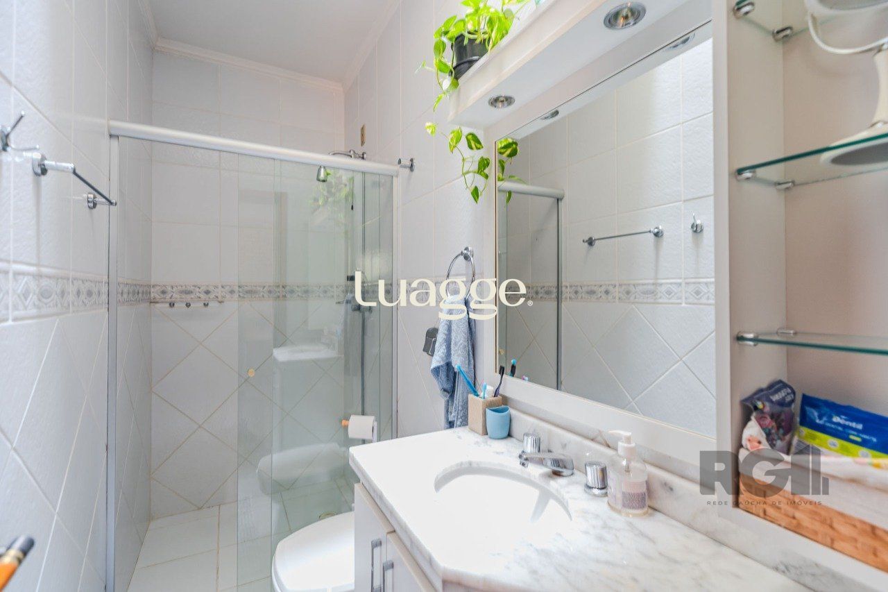 Casa de Condomínio à venda com 3 quartos, 219m² - Foto 28