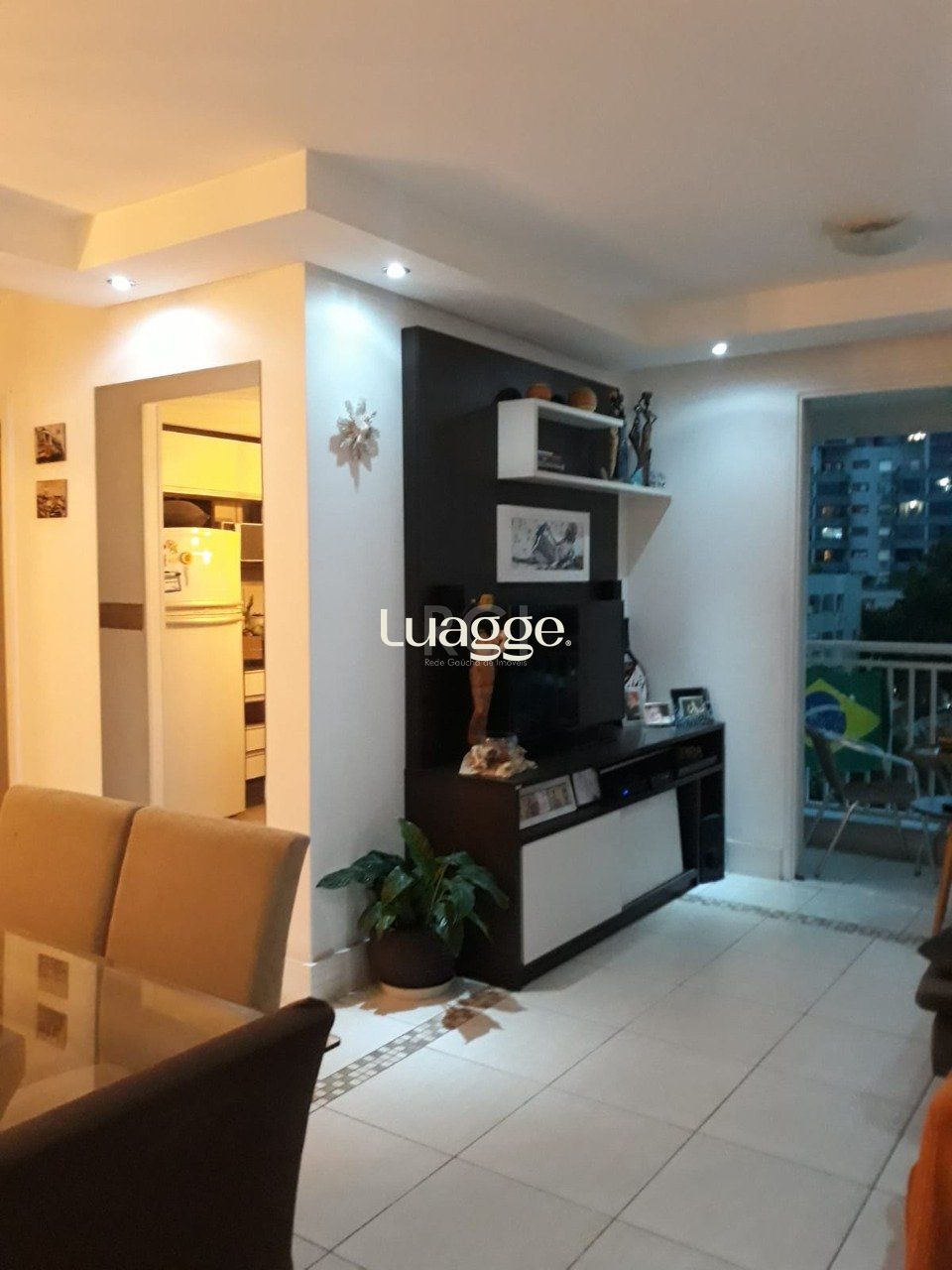 Apartamento à venda com 3 quartos, 74m² - Foto 8
