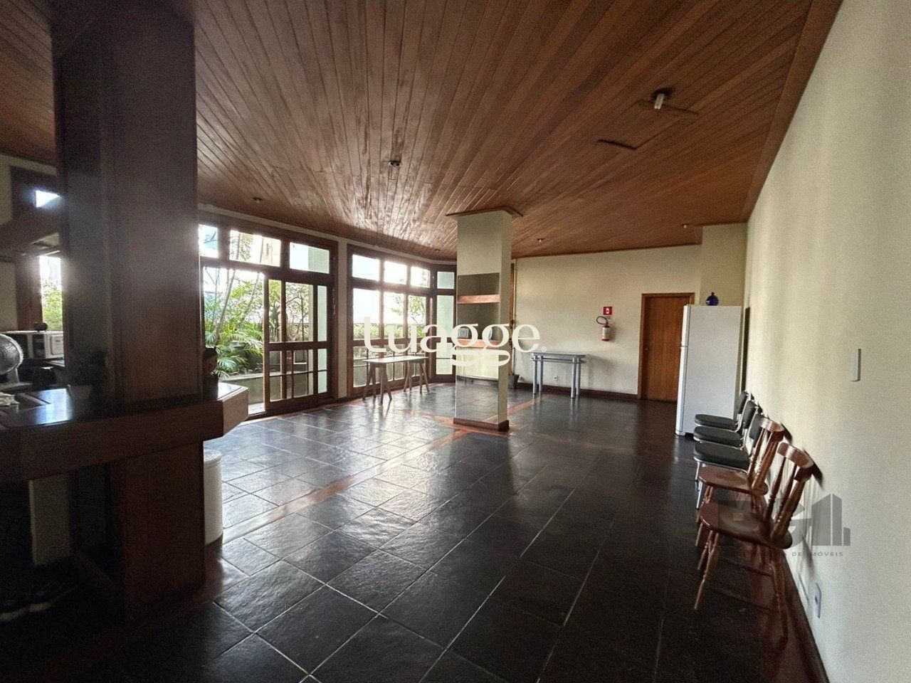 Apartamento à venda com 1 quarto, 47m² - Foto 17