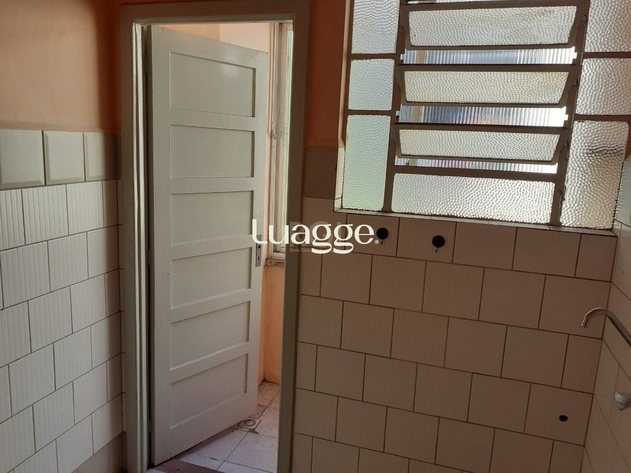 Apartamento à venda com 2 quartos, 49m² - Foto 2