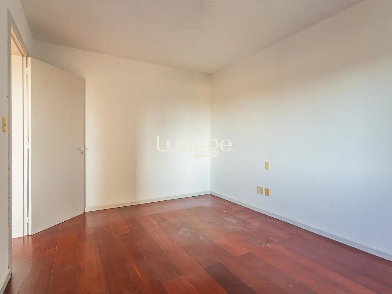 Apartamento à venda com 2 quartos, 77m² - Foto 7