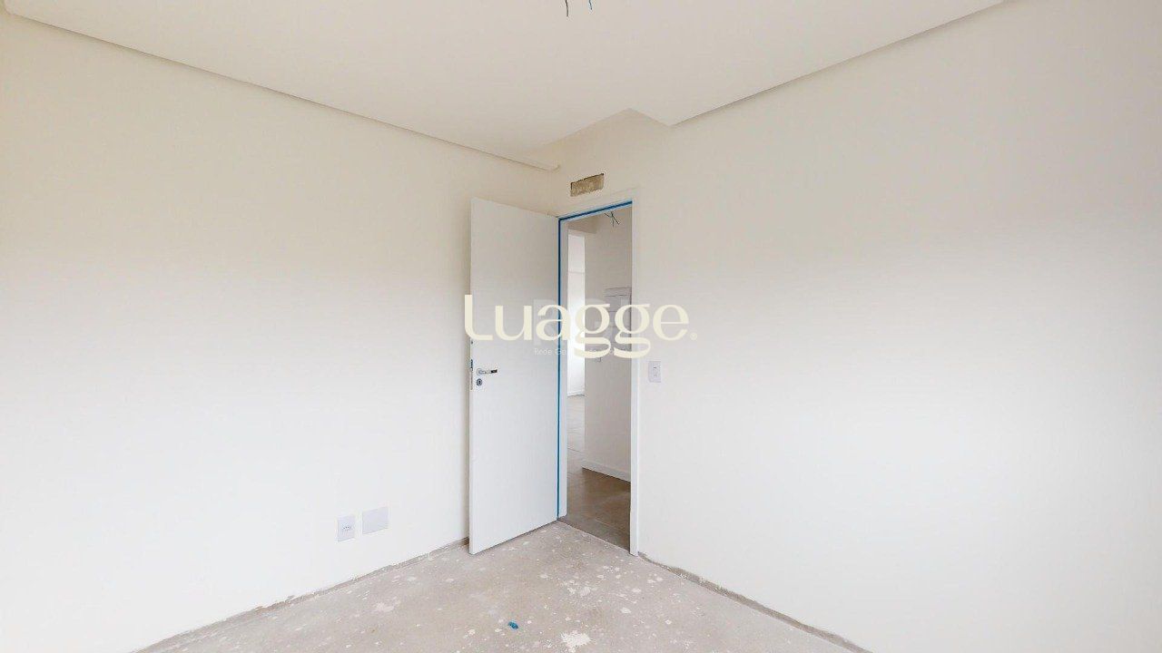 Apartamento à venda com 2 quartos, 70m² - Foto 42