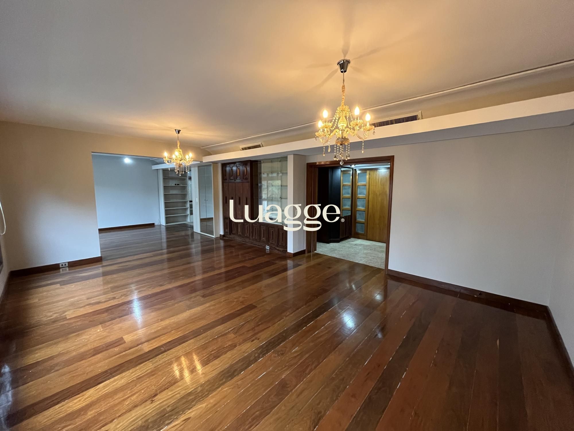 Apartamento à venda com 3 quartos, 249m² - Foto 5